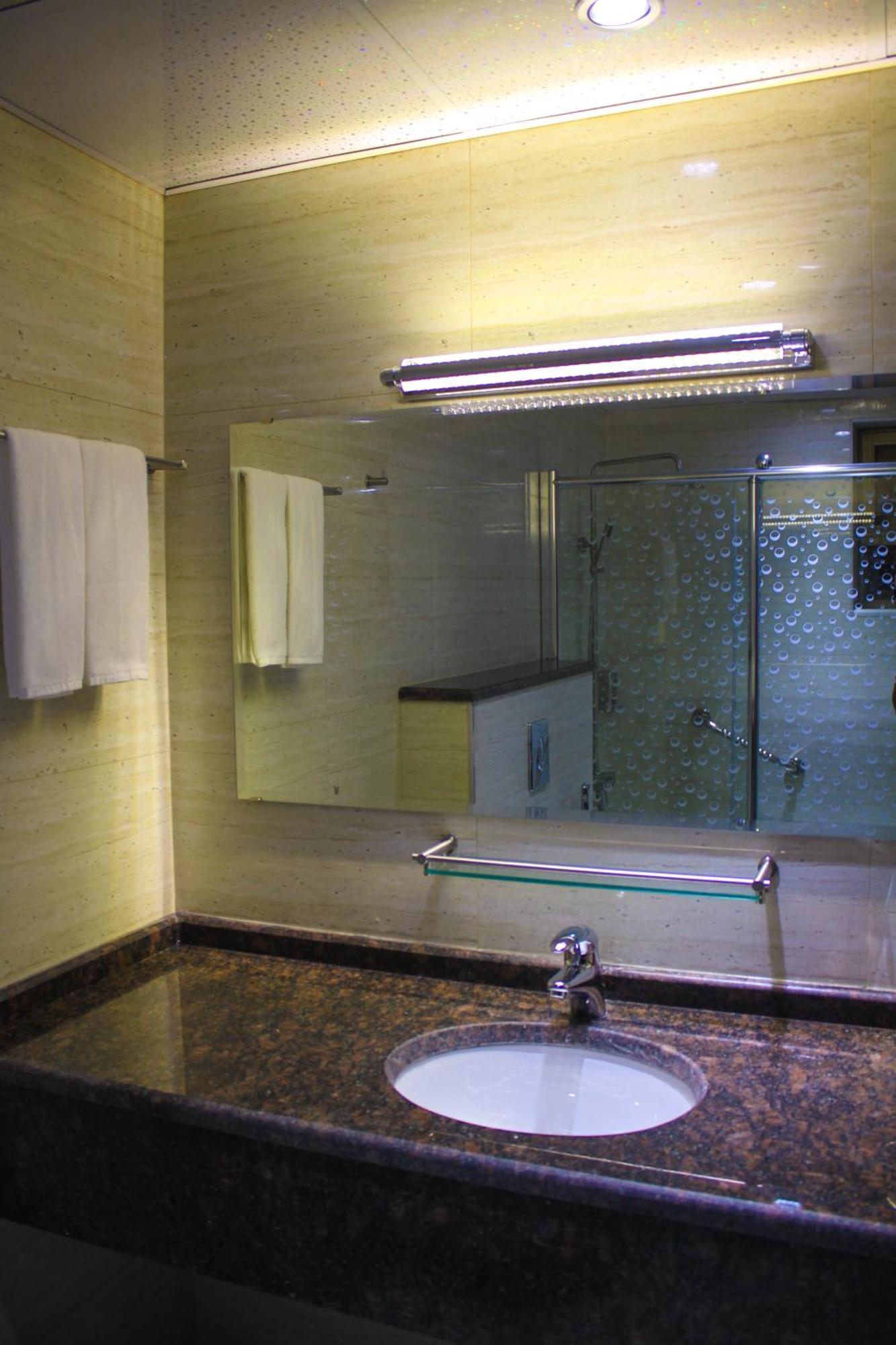 Qaser Al-Sultan Hotel Suites Amman Bagian luar foto