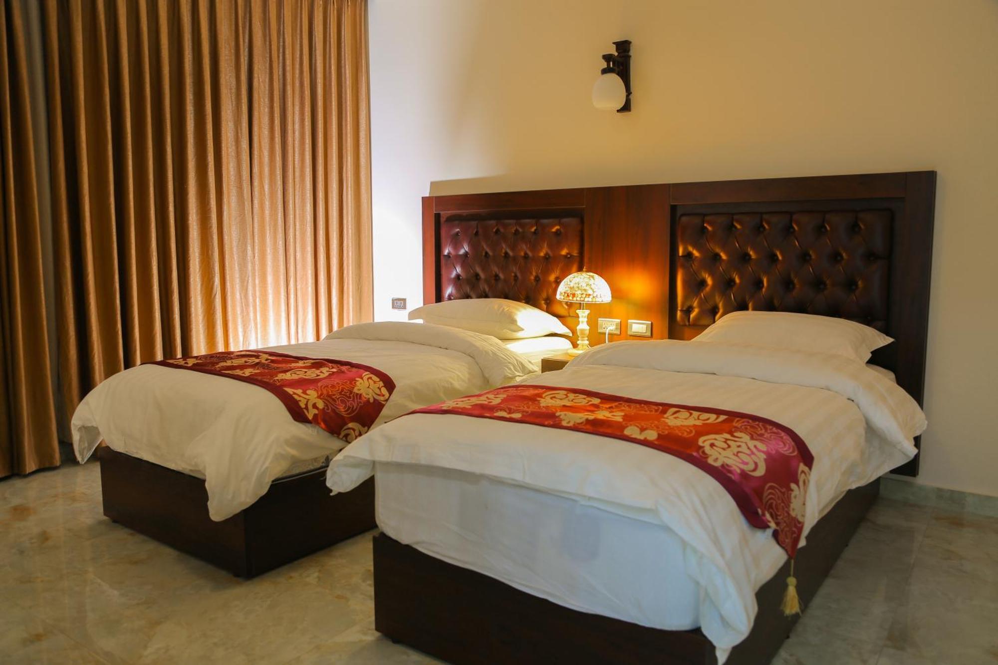 Qaser Al-Sultan Hotel Suites Amman Bagian luar foto